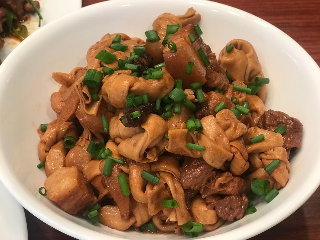 百叶结红烧肉