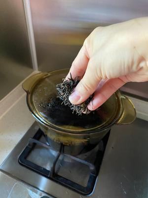 茶叶蛋(比炖肉还香呦)的做法 步骤5