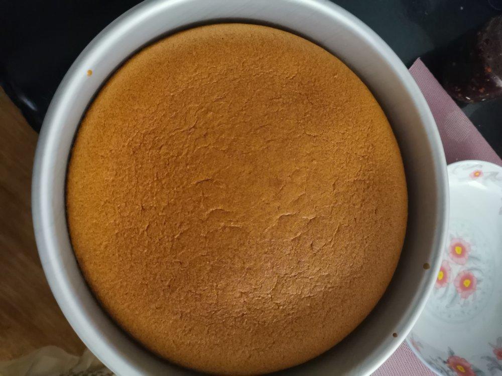 六、八、十寸戚风蛋糕
不回缩 不收腰