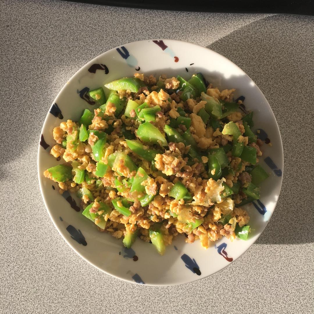 黄金酸辣蛋炒肉