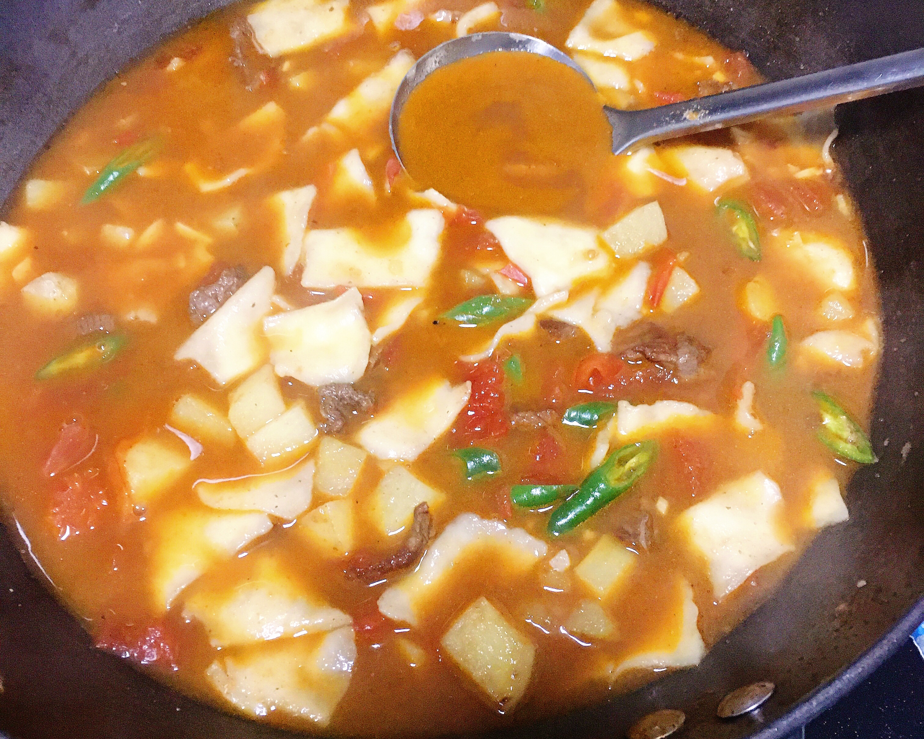 新疆风味的牛肉汤饭（揪片汤）的做法