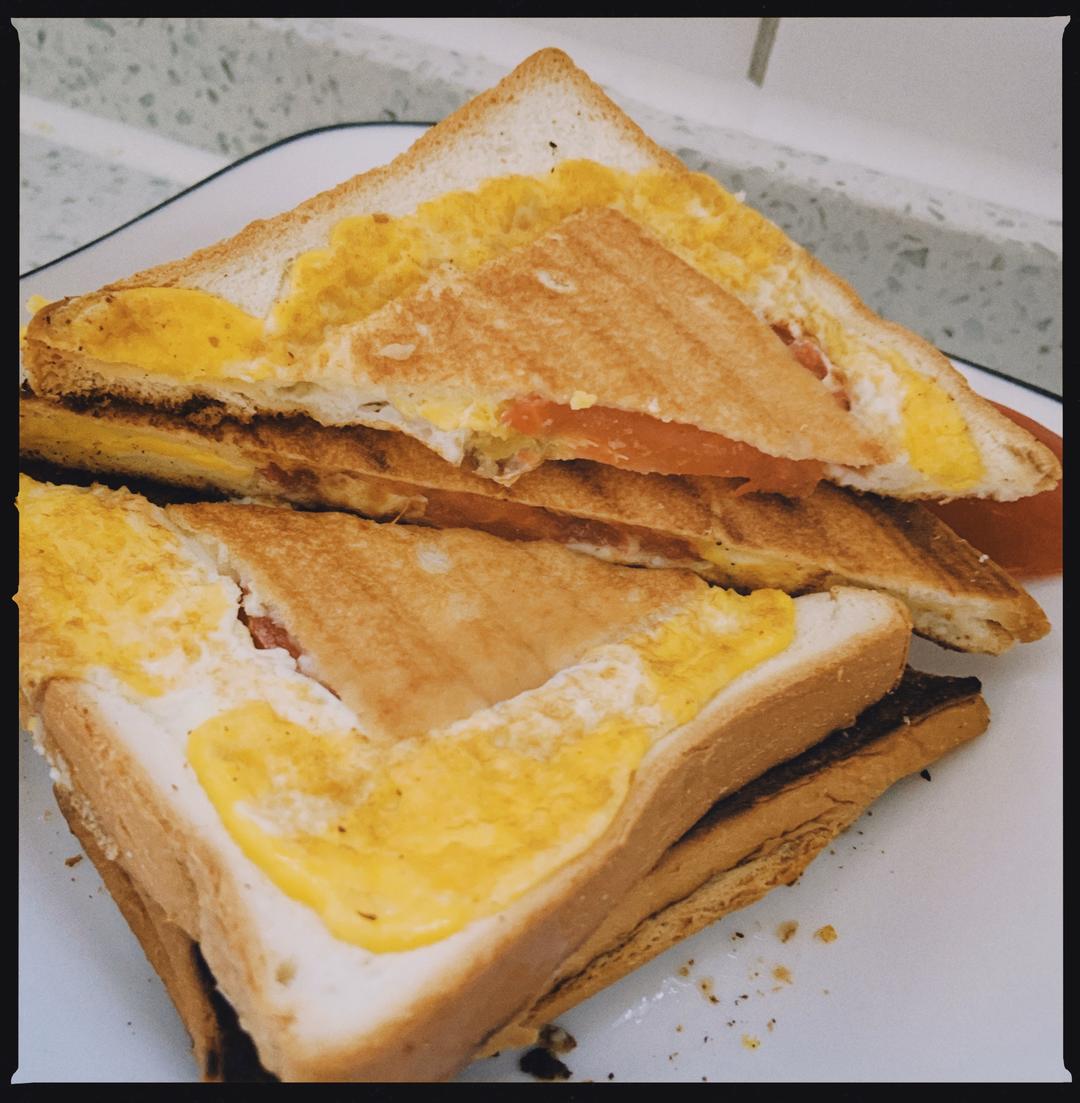 趁热打铁电饼铛三明治🥪