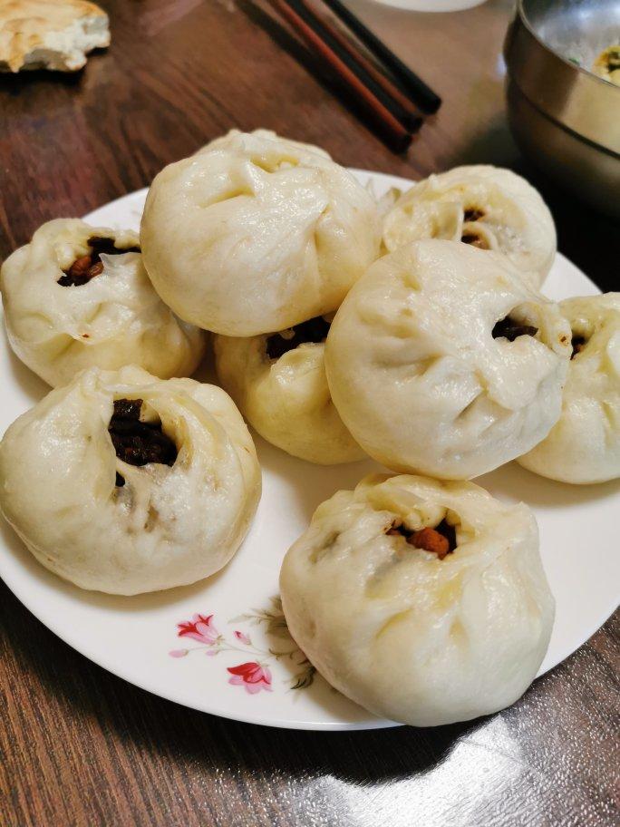 干豆角酱肉包(无敌好吃)