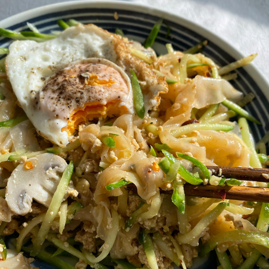 菠菜溏心蛋味噌豆腐酱拌荞麦面【健康一锅端】
