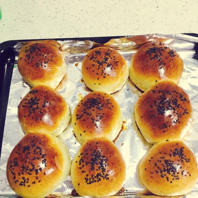 大人小孩都爱不释口的【蜂蜜牛奶小餐包】
