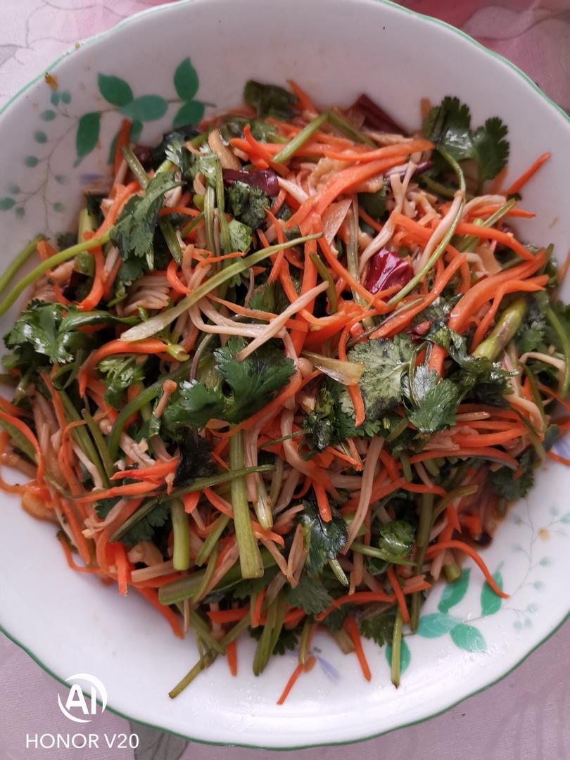 快手凉拌销魂香菜