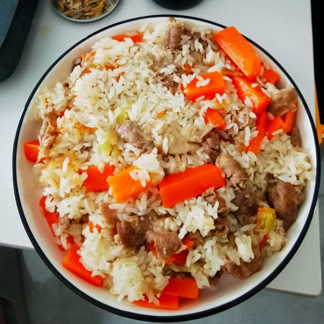 新疆抓饭（简单又好吃的电饭锅版）