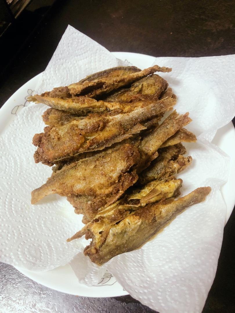 不用吐刺的酥炸小黄鱼