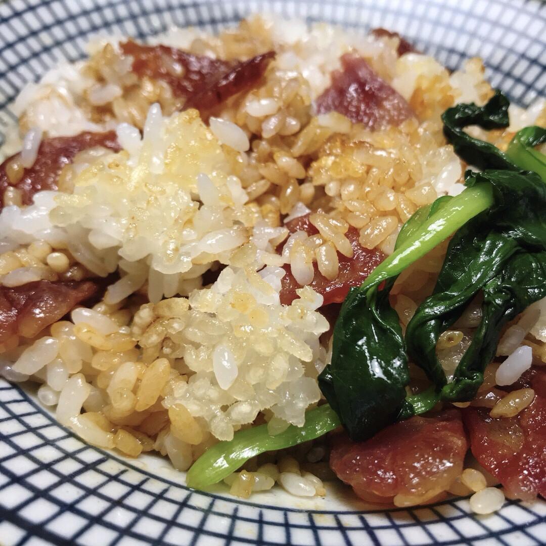 香肠煲仔饭