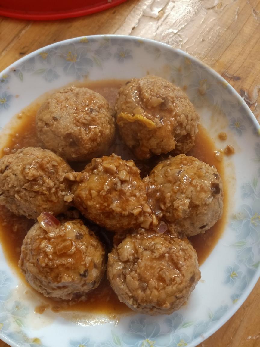 宝宝版红烧狮子头的做法