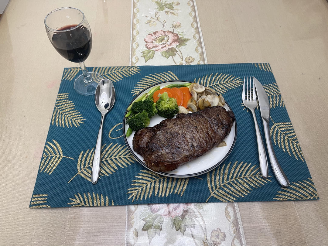 香煎西冷牛排