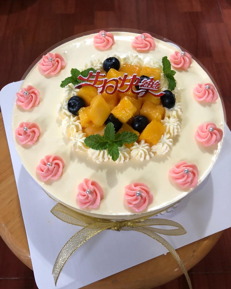 芒果慕斯蛋糕