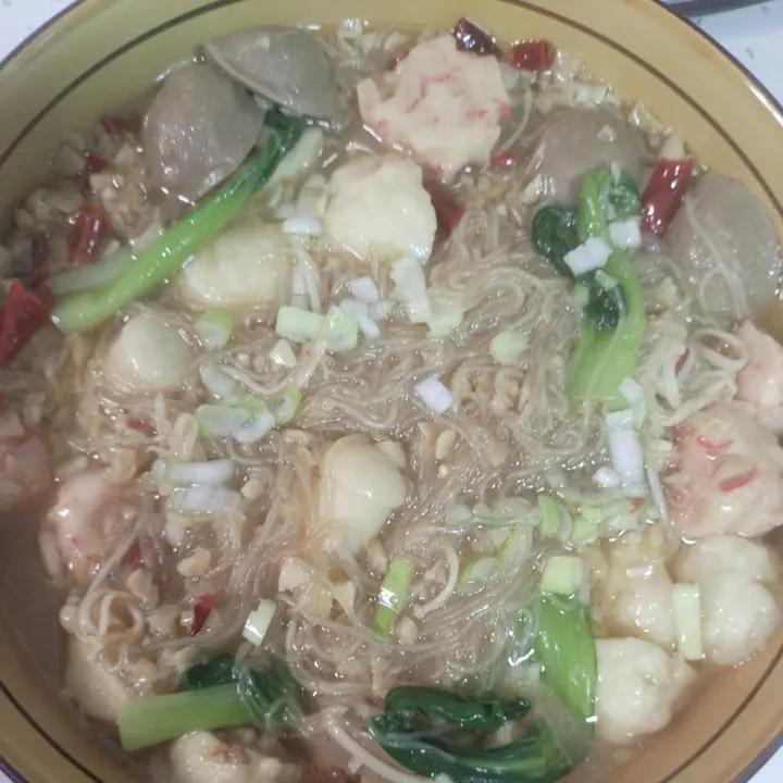 不得不说，这个蒜蓉粉丝煲是粉丝界的天花板