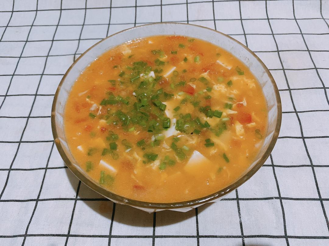 西红柿鸡蛋豆腐汤