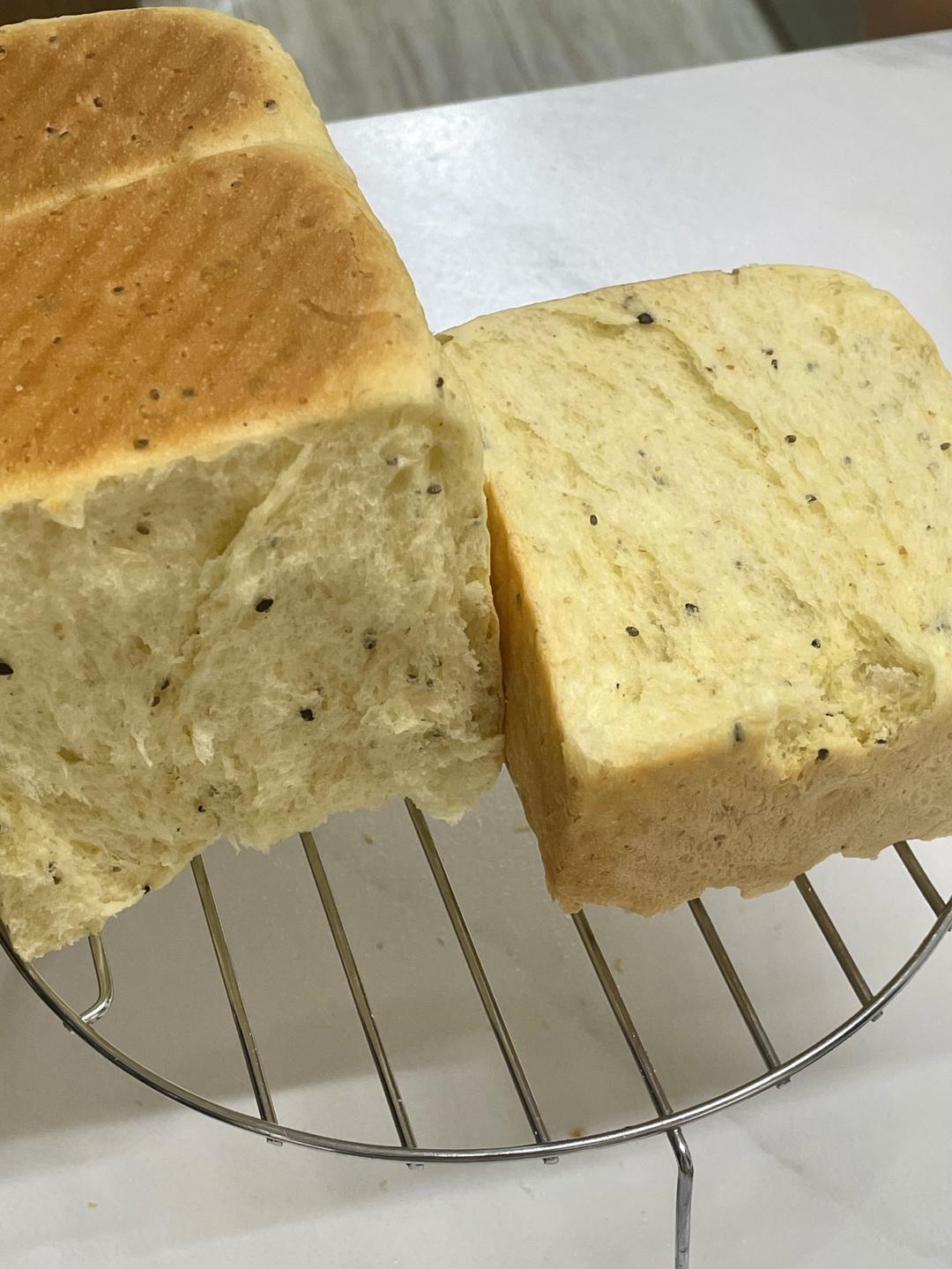 一次发酵的汤种吐司～拉丝到没朋友