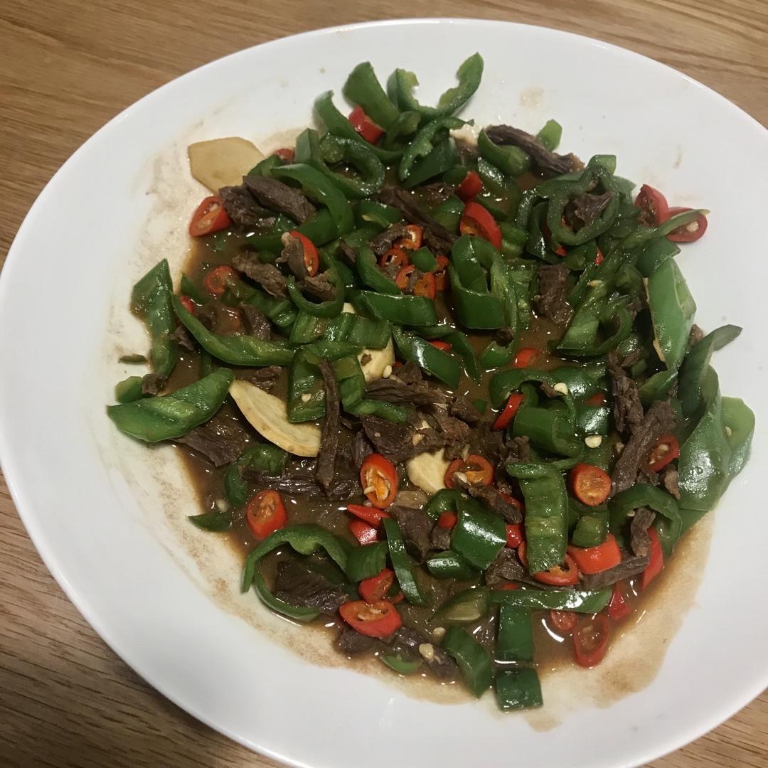 绝对不会炒老的尖椒牛柳