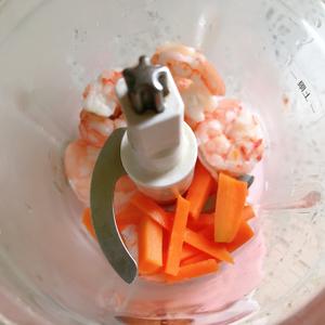 自制宝宝鲜虾条的做法 步骤2
