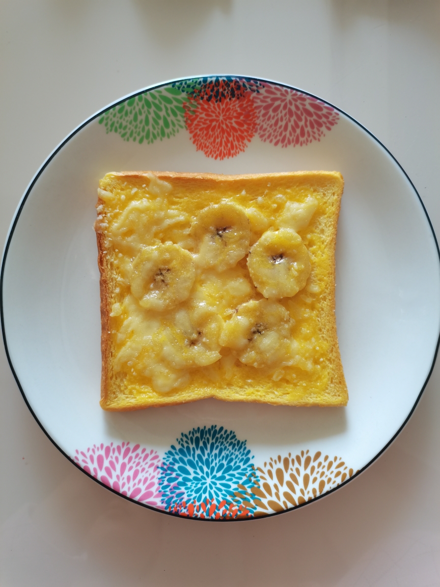 香蕉奶酪面包片～快速营养早餐