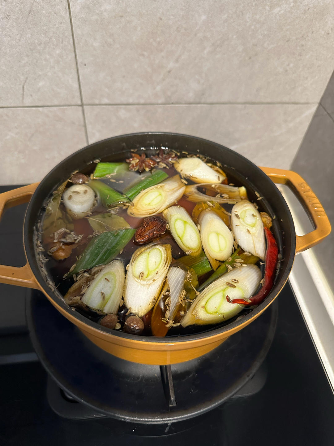 【Q弹卤猪蹄】（家庭版）