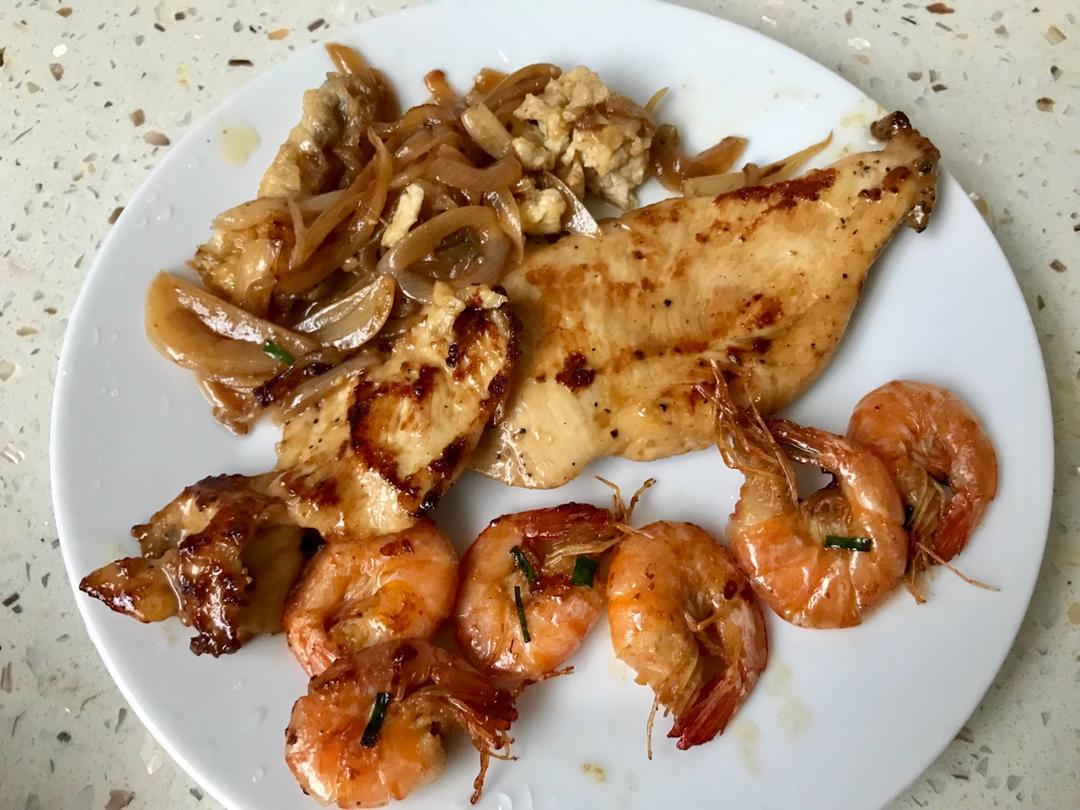 蚝油煎鸡胸肉（真的只要腌了就炒鸡嫩！（新增微波式