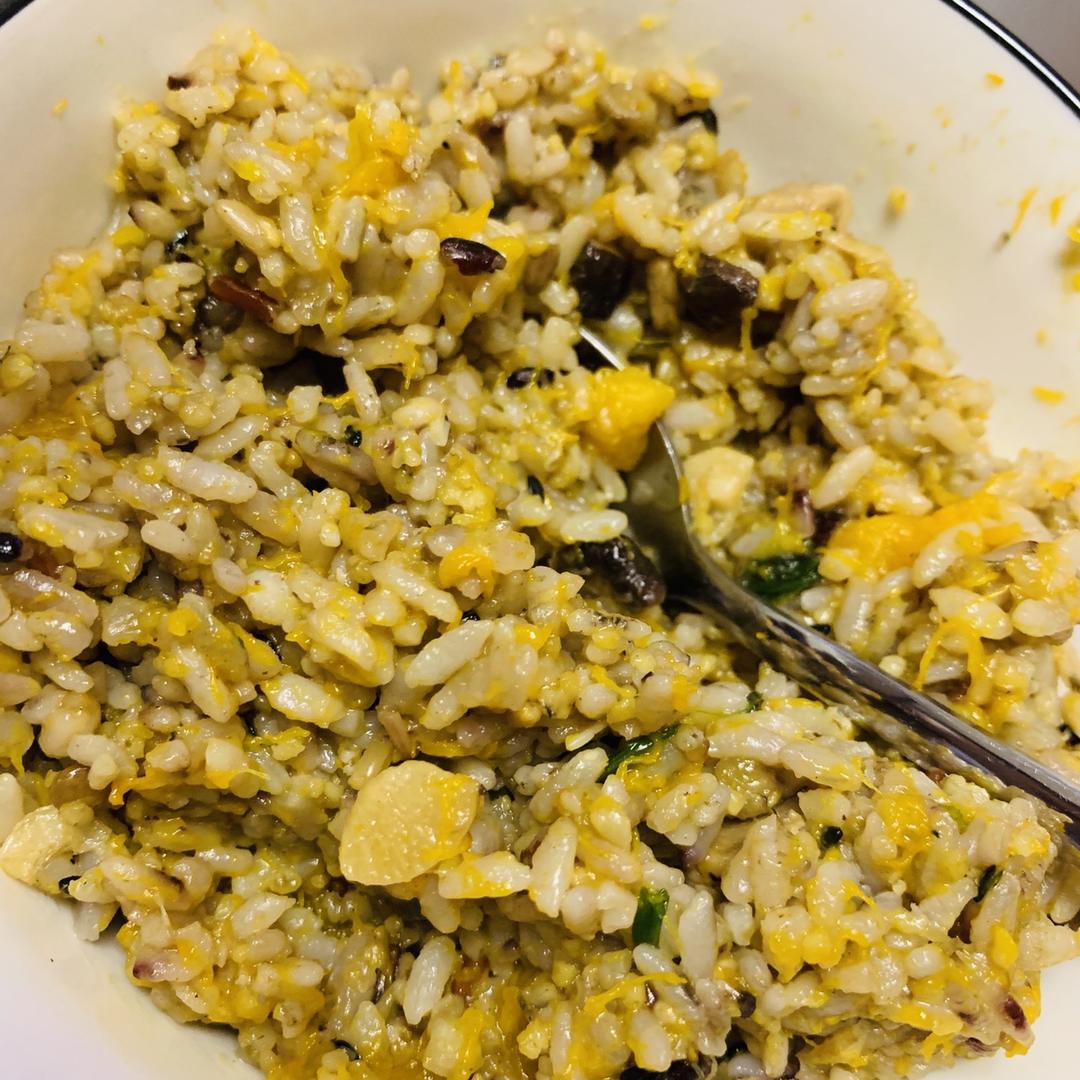 美味到不行的南瓜饭