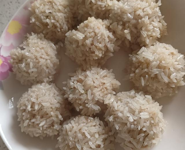 糯米藕丸子 糯米藕丸子