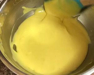 柠檬雪芳蛋糕（简单粗暴快速的做法）步骤超详细的做法 步骤5