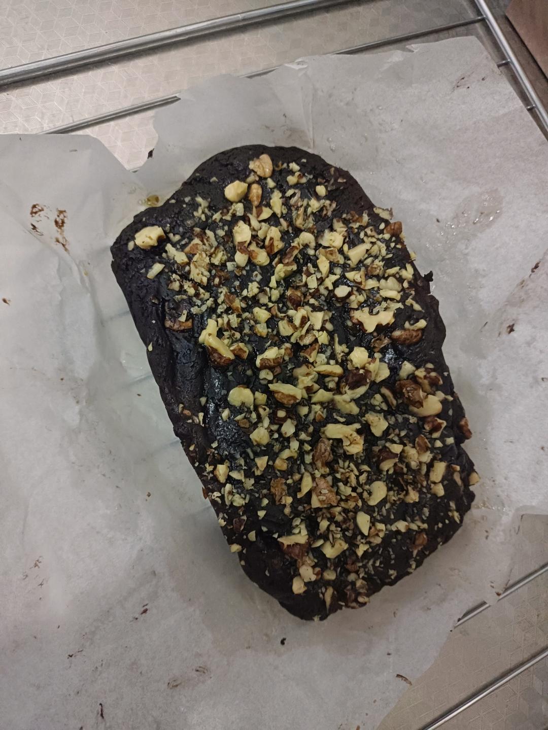 香味浓郁的巧克力布朗尼蛋糕