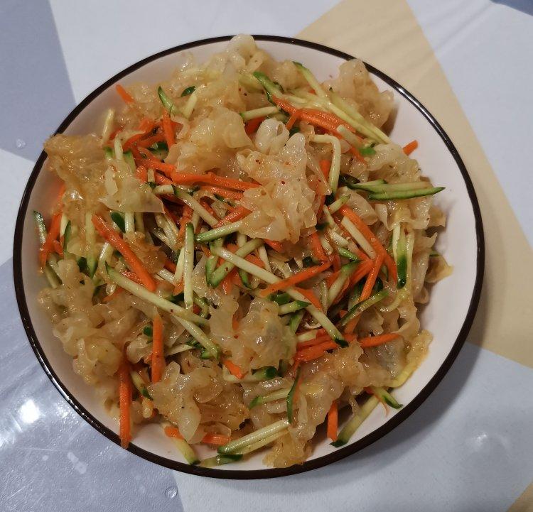 超级简单的凉拌银耳