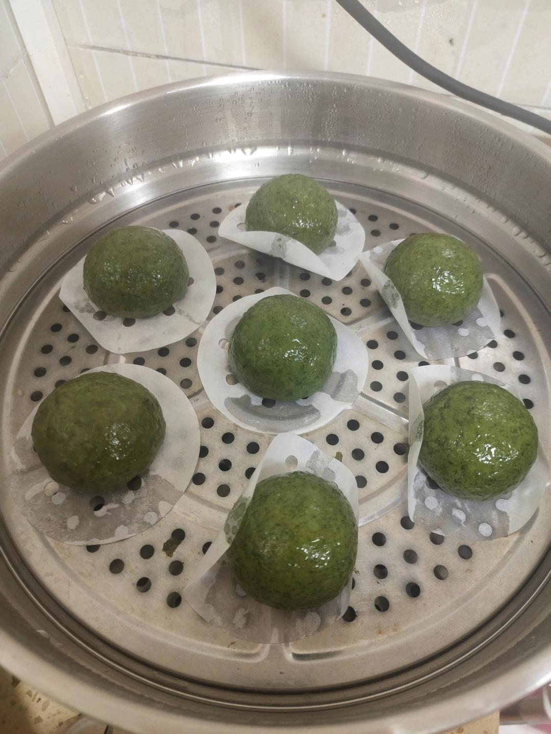清明必吃的艾草青团