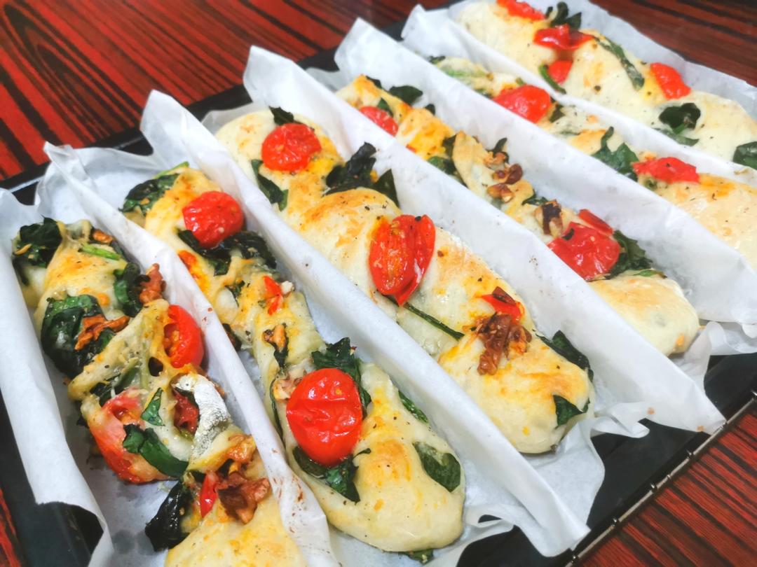 💚腊肠菠菜芝士🧀️🥬
恰巴塔扭扭棒