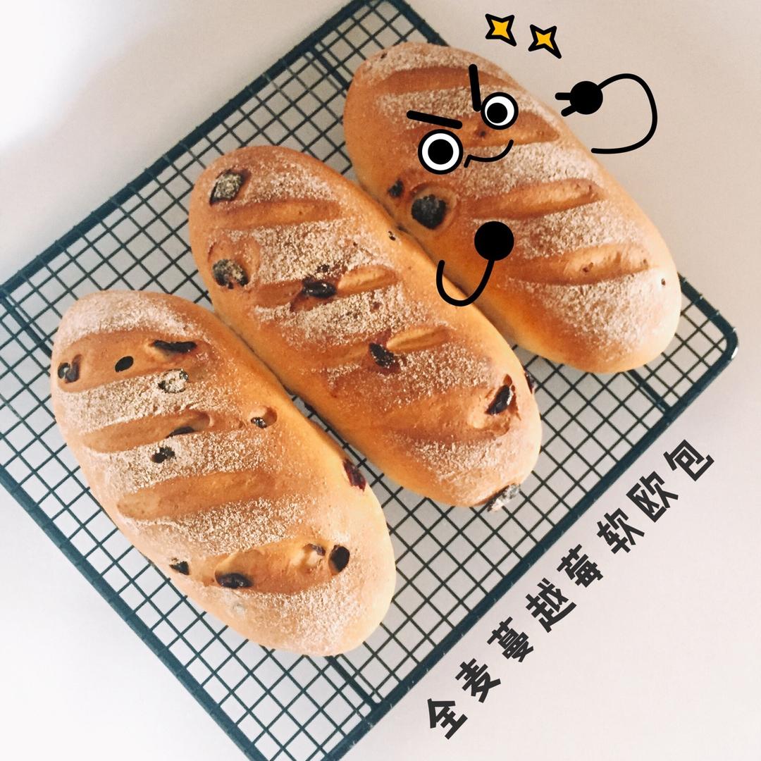 全麦蔓越莓软式欧包（免揉）