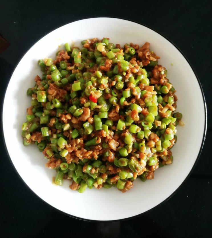 肉沫豆角下饭菜