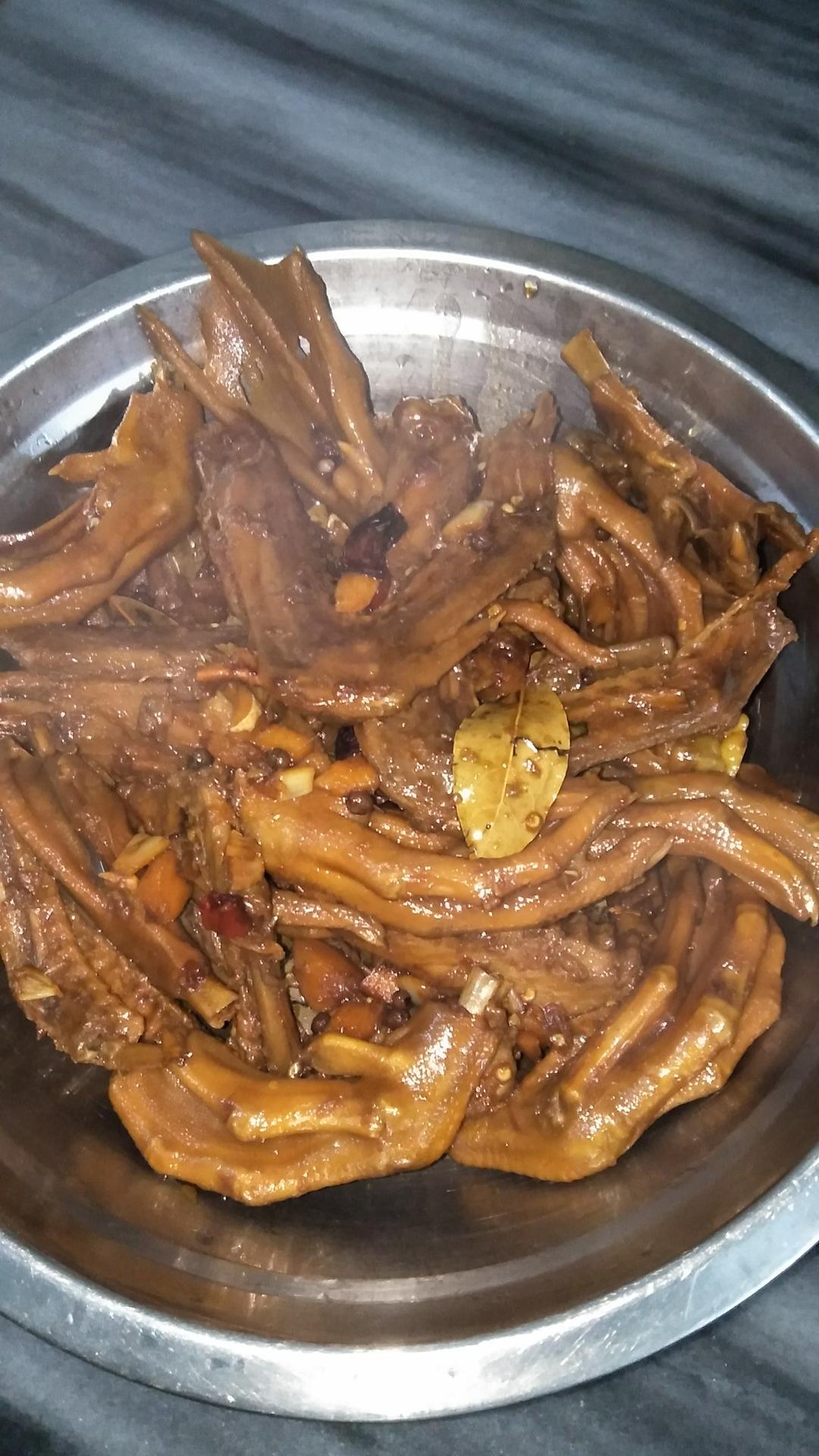 卤鸭掌不好吃你打我