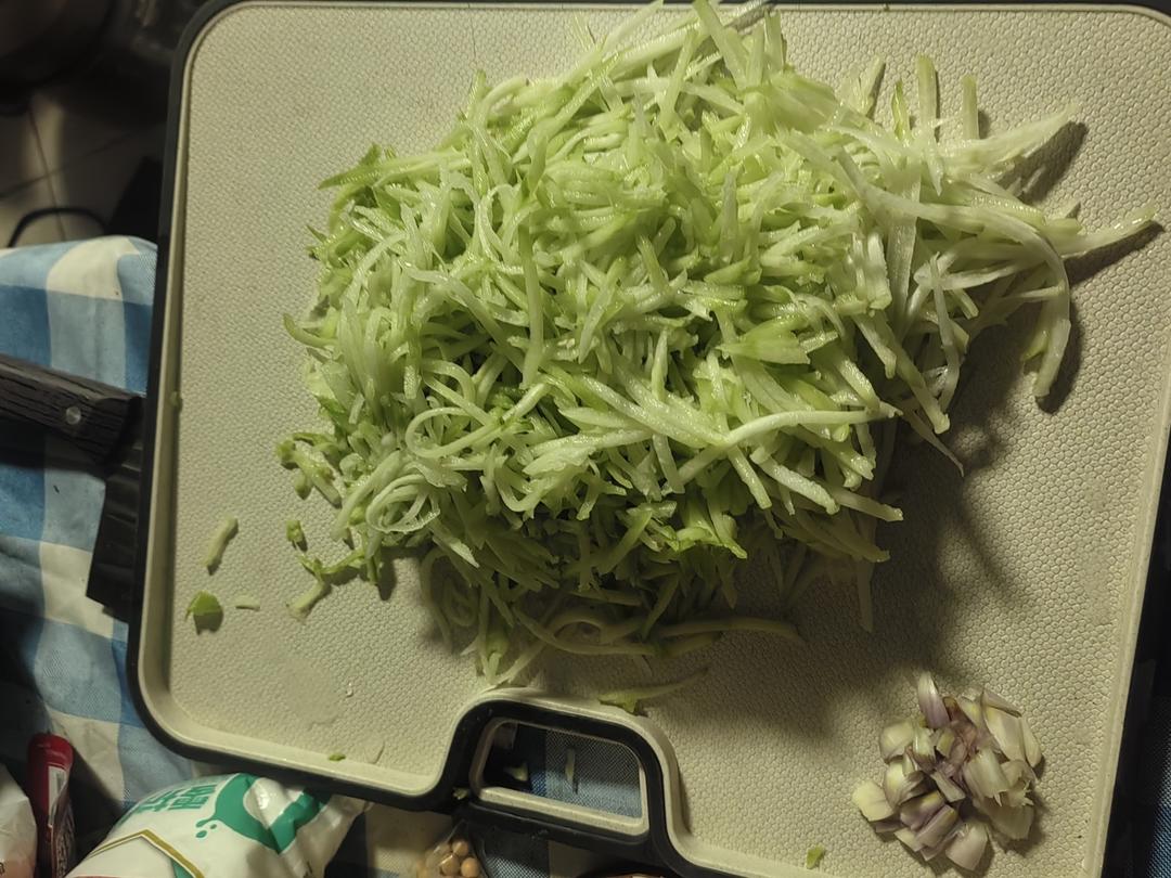 清甜爽口好味道-快炒佛手瓜