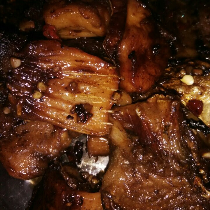 红烧咸鱼