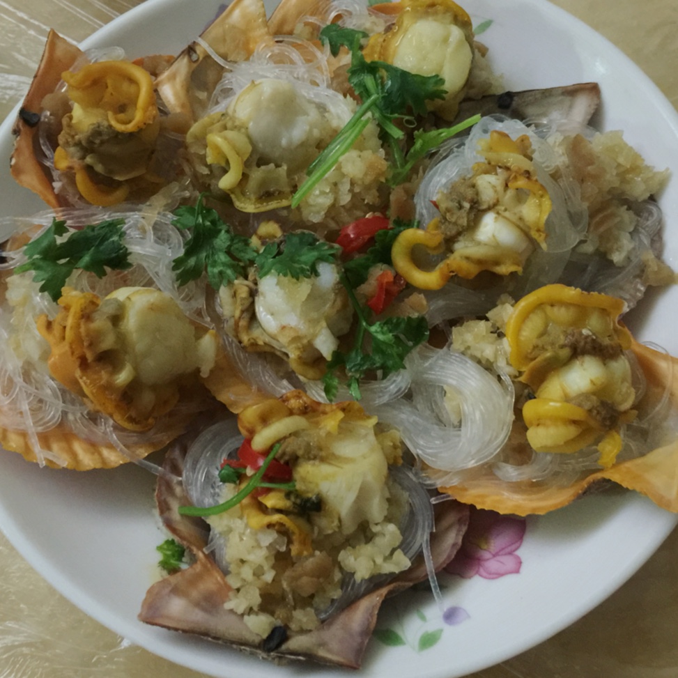 蒜蓉粉丝蒸扇贝