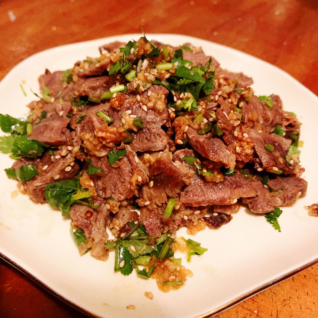 香菜拌牛肉