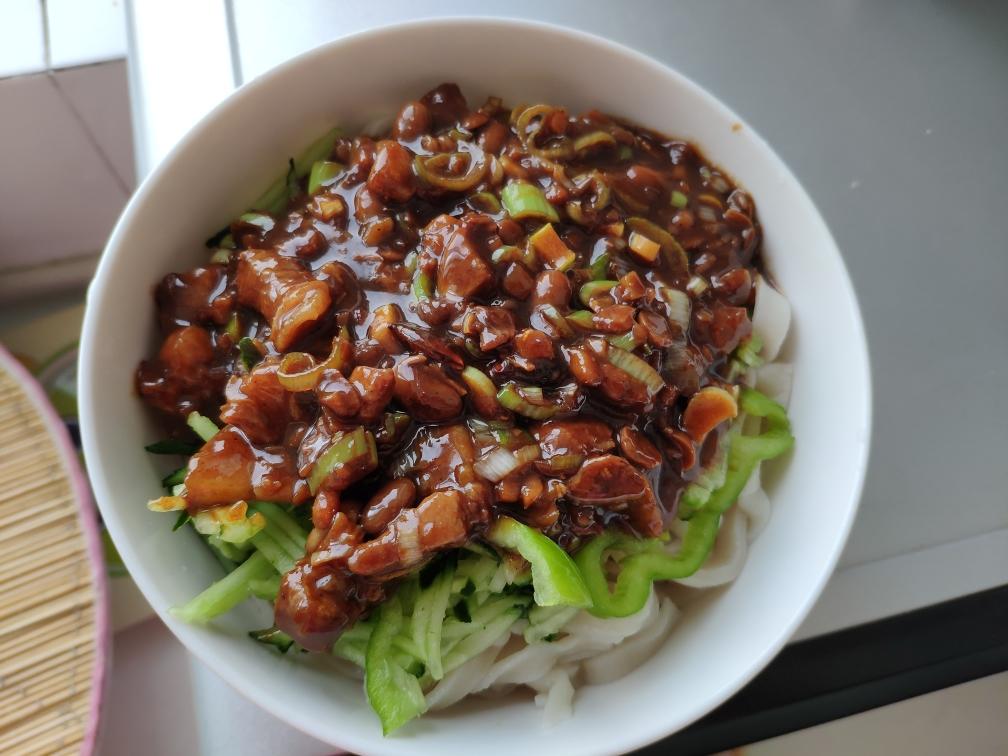 炸酱面的做法
