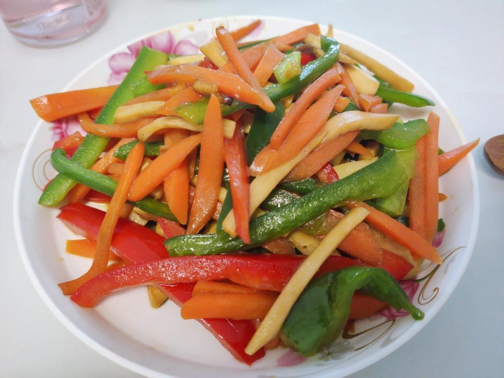 青红椒炒杏鲍菇