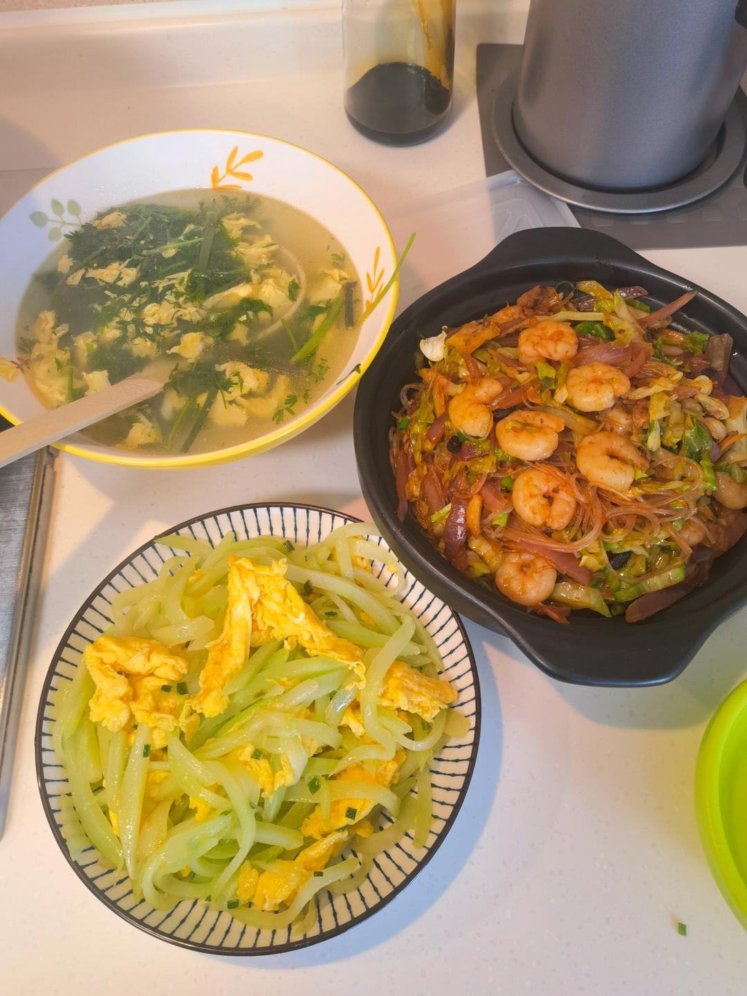 虾仁粉丝煲