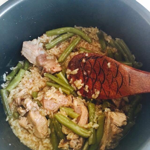 老丁的私房菜-土豆排骨焖饭
