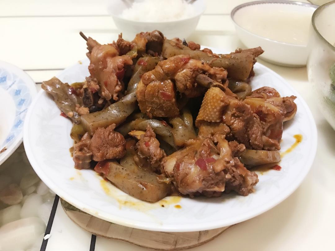 魔芋烧鸭子
