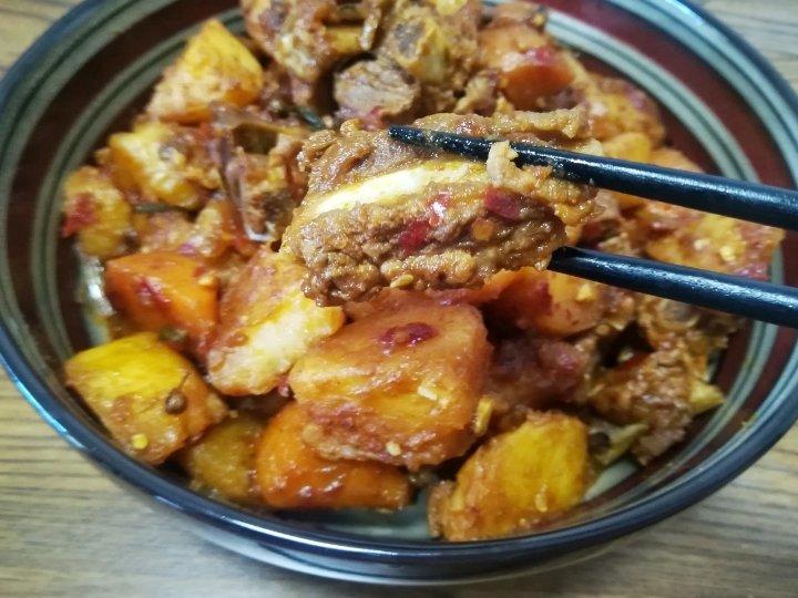 土豆炖排骨