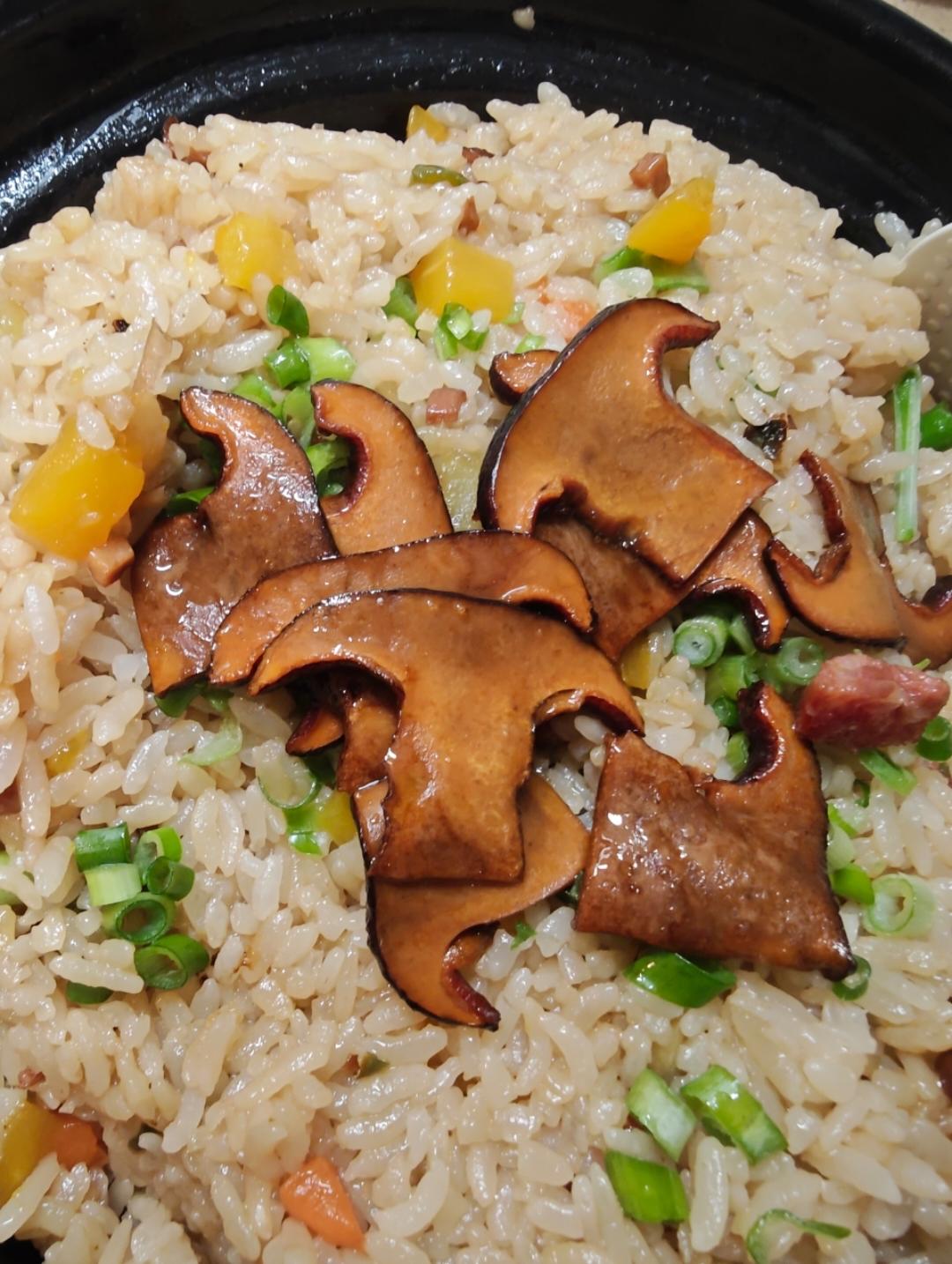 牛肝菌焖饭(云南味道)