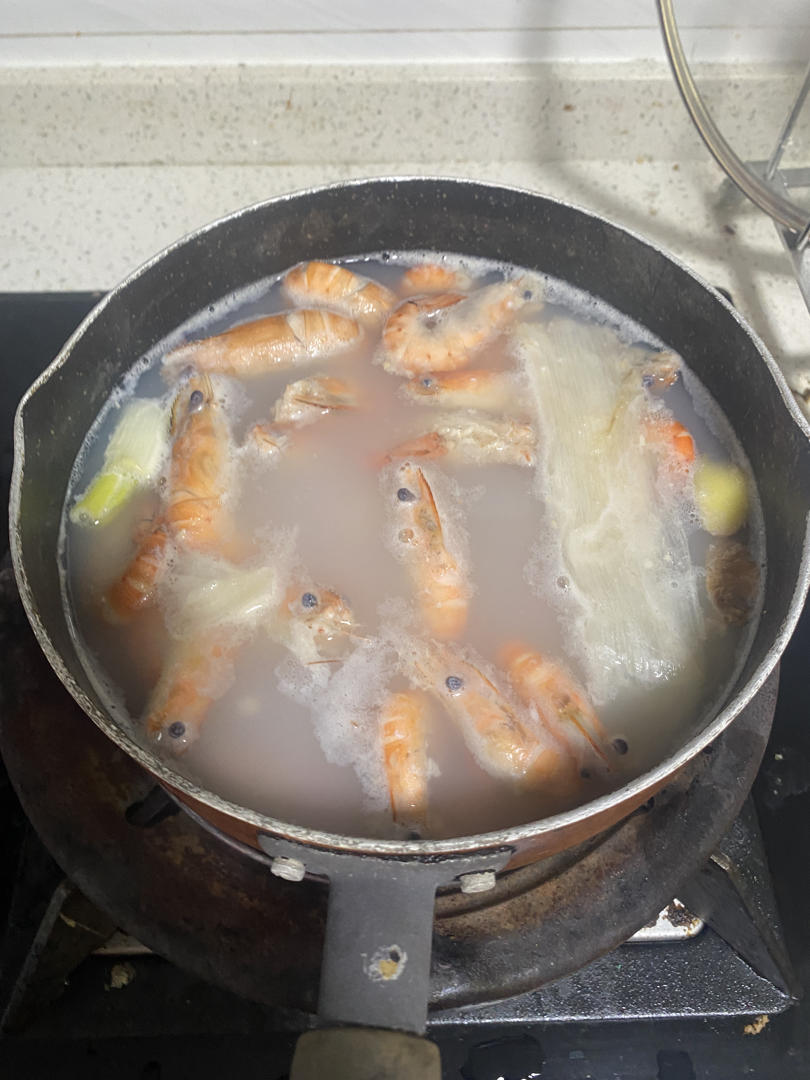 老坛酸菜鱼乌冬面