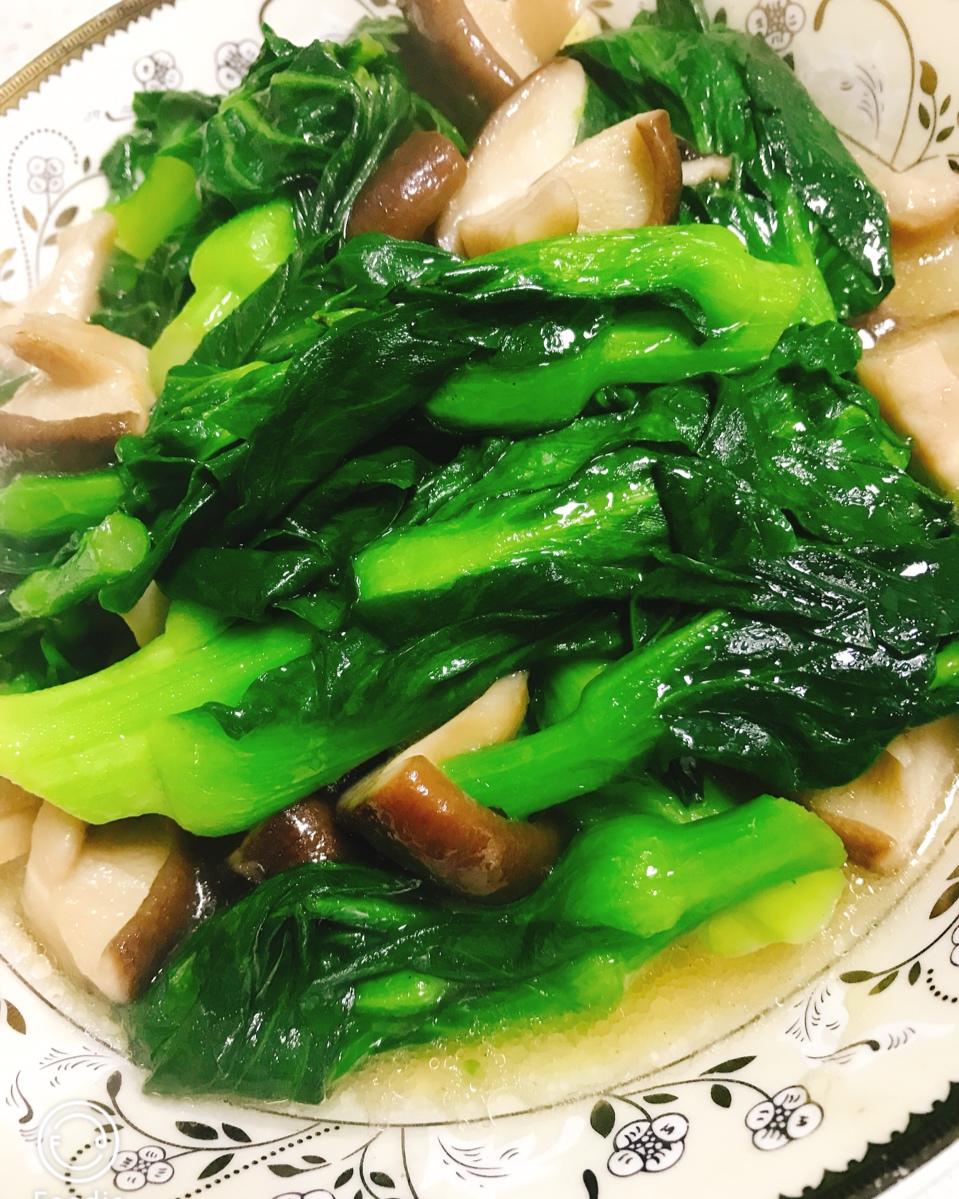 简易版香菇扒油菜