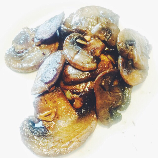 主厨炒蘑菇