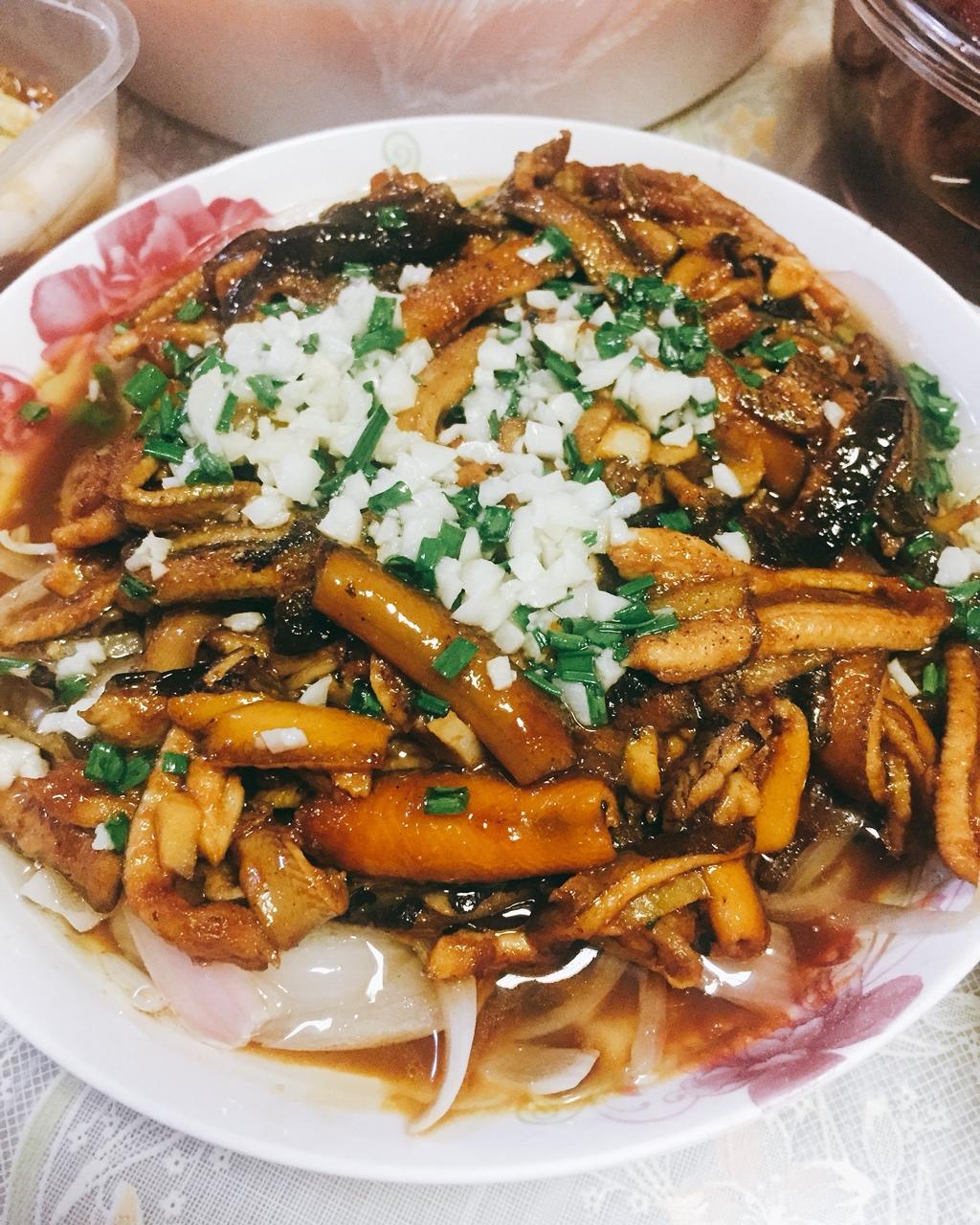 响油鳝丝
