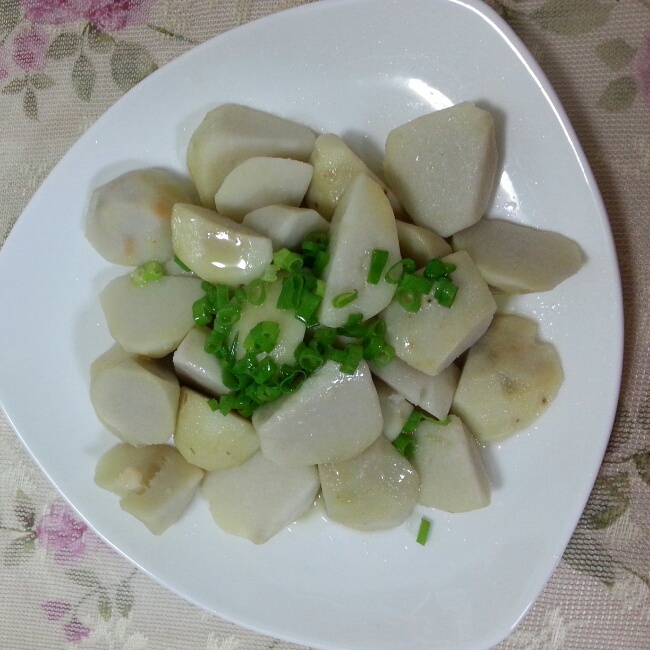 ff睿妈小厨做的水煮芋头